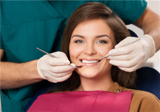 洗牙后牙縫變大是怎么回事？怎么保持牙齒潔白？