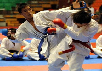 戴眼鏡可以學(xué)跆拳道嗎？高度近視可以學(xué)跆拳道嗎？