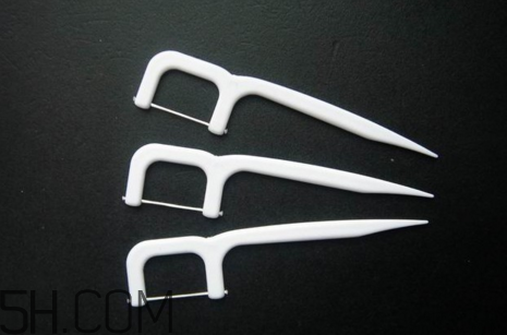 小孩牙齒黃怎么辦？用牙線好嗎？