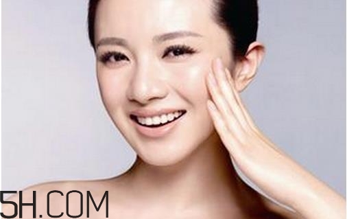 決定女人衰老的因素有哪些？女人易衰老的部位有哪些？