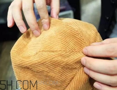 貝雷帽怎么戴不容易掉？三種方法技巧