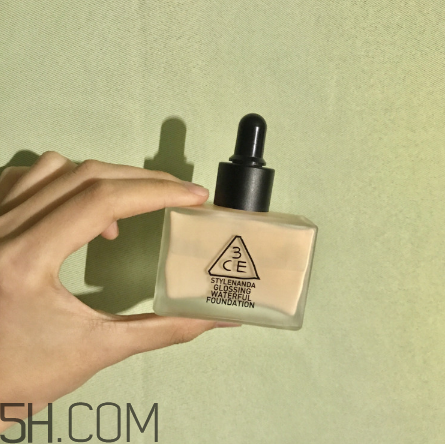 3ce滴管粉底液好用嗎？3ce滴管粉底液測評