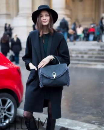 臉大的適合戴貝雷帽嗎？臉大怎么戴貝雷帽好看？