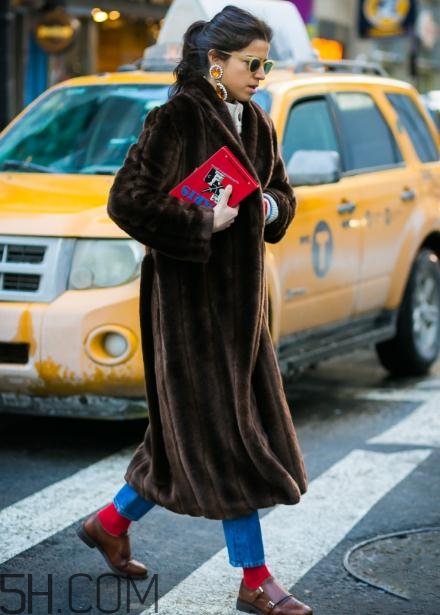 冬天穿九分褲穿什么襪子？冬天穿九分褲腳踝冷怎么辦？