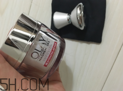 Olay磁力導(dǎo)入面膜可以用手涂嗎？磁力儀咋用？