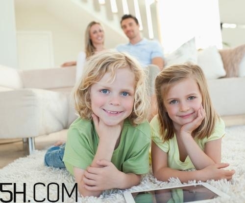 孩子出現(xiàn)皮膚病怎么回事？孩子皮膚病是干燥嗎？