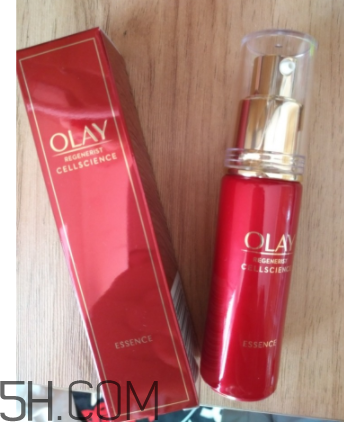 Olay小臉精華露是乳液嗎？用在哪一個步驟？