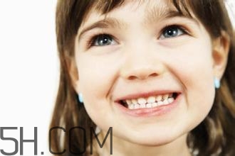 怎么用牙線？預(yù)防牙齒黃的方法