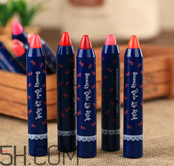 2018國產(chǎn)口紅哪個牌子好用？大牌口紅熱賣排行榜