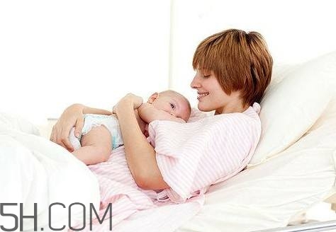 什么時候要考慮催生的問題？坐月子需要怎樣的環(huán)境比較好？