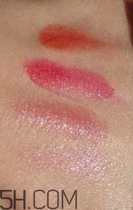 口紅是用什么做的？可以吃的口紅品牌推薦