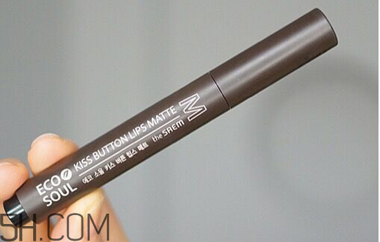 楊樹(shù)林口紅價(jià)格多少錢(qián)？怎樣選擇合適的口紅？