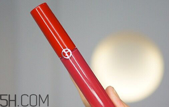 楊樹(shù)林口紅價(jià)格多少錢(qián)？怎樣選擇合適的口紅？