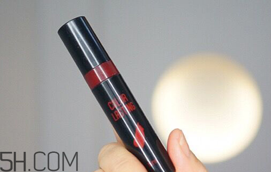 楊樹(shù)林口紅價(jià)格多少錢(qián)？怎樣選擇合適的口紅？