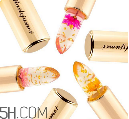 擦口紅要注意什么？選口紅的技巧方法