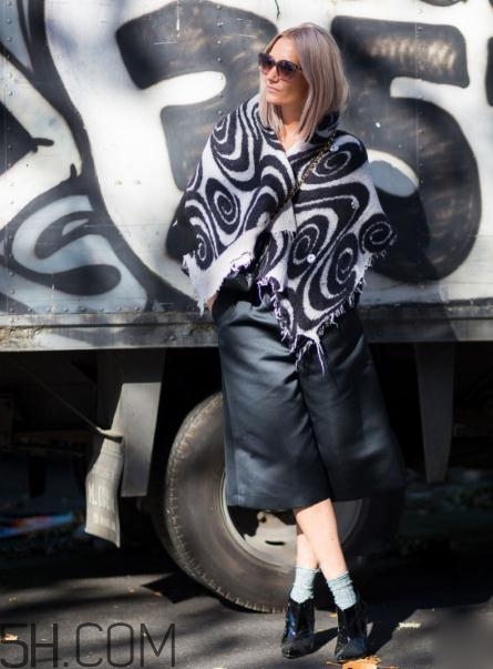 短靴搭配什么襪子？穿短靴配襪子圖片