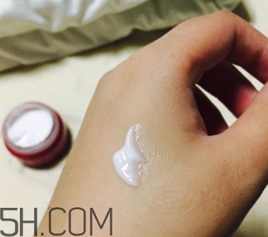 Olay小臉面霜適合秋冬嗎？適合油皮嗎？