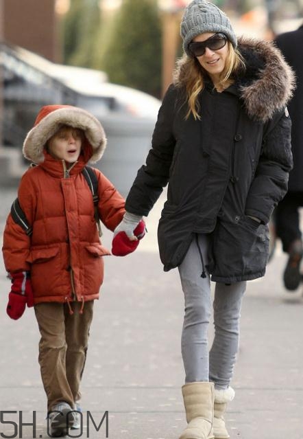 雪地靴搭配什么褲子？雪地靴搭配褲子圖片