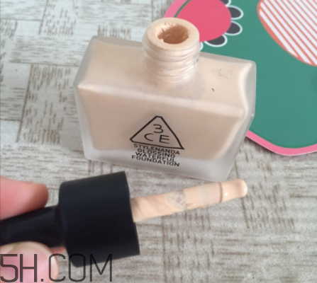 3ce超水潤粉底液好用嗎？3ce粉底液和遮瑕液使用感