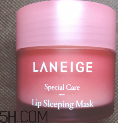 蘭芝夜間唇膜每次敷多厚？每次用多少？