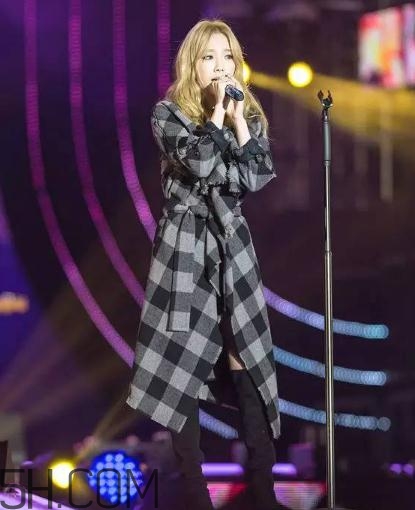 小個子怎么穿長款大衣？長款大衣怎么搭配顯高？