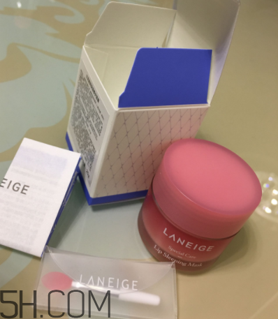 蘭芝夜間唇膜什么功效？可以敷臉嗎？