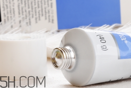 a醇和a酸哪種護膚好用？a醇和a酸可以一起用嗎