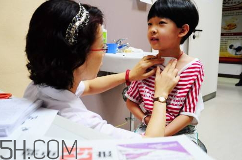 三九貼可以自己貼嗎 三九貼可以連續(xù)貼嗎 三九貼可以自己貼嗎 三九貼可以連續(xù)貼嗎