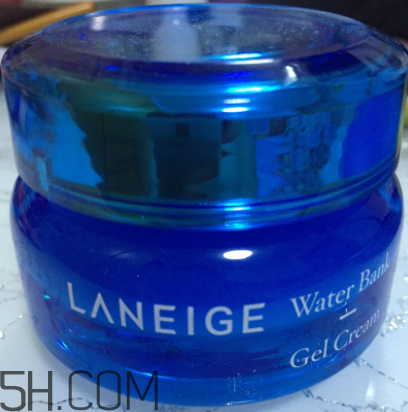 蘭芝新水酷面霜適合什么季節(jié)？什么膚質(zhì)？