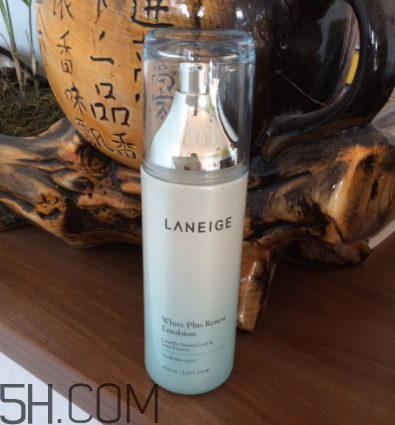 蘭芝臻白乳液適合什么膚質？什么季節(jié)？