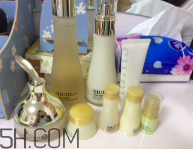 SUM37時光肌底套盒有什么？適合什么膚質(zhì)？