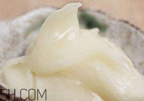 豬油變黃了能吃嗎 豬油變紅是什么原因 豬油變黃了能吃嗎 豬油變紅是什么原因