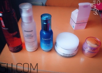 雅頓和羽西哪個(gè)好用？伊麗莎白雅頓和羽西哪個(gè)檔次高