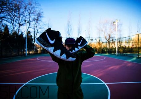 nike kyrie 4實(shí)戰(zhàn)效果怎么樣？耐克歐文4代測(cè)評(píng)