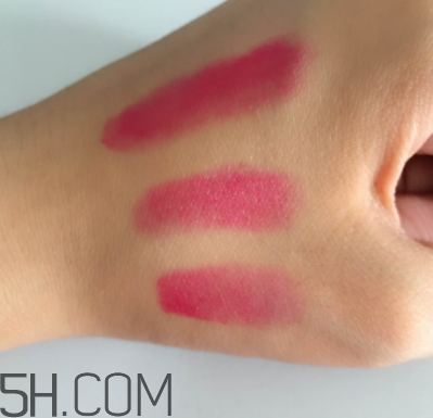 sum37悅色口紅沾杯嗎？持妝效果怎么樣？