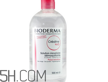 卸妝膏和卸妝油有什么區(qū)別？不同卸妝產(chǎn)品的使用方法