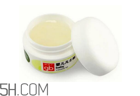 午睡不卸妝對(duì)皮膚危害大嗎？凡士林可以卸妝嗎？