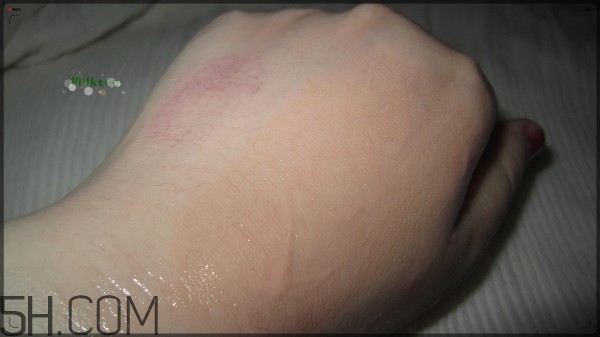 卸妝膏可以當(dāng)洗面奶用嗎？用自然哲理洗面奶還用先卸妝嗎？