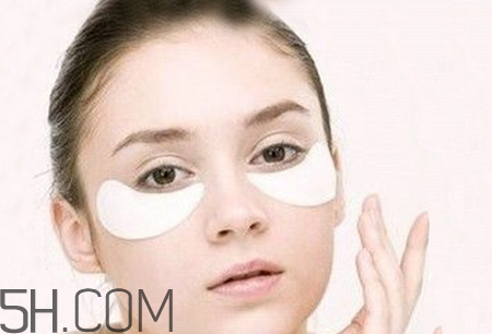 不卸妝睡覺(jué)的危害有哪些？好用的卸妝濕巾推薦