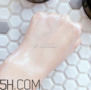 ysl名模肌密卸妝膏好用嗎？卸妝膏適合卸哪個(gè)部位？