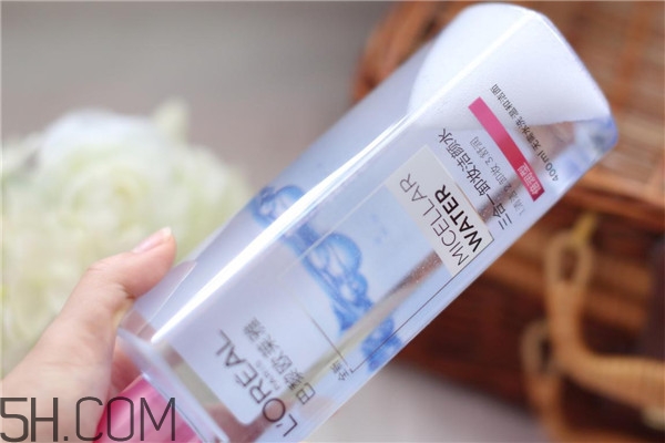 卸妝水對(duì)皮膚有傷害嗎？歐萊雅三合一卸妝水使用測(cè)評(píng)