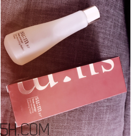 sum37修膚水是爽膚水嗎？功效是什么？