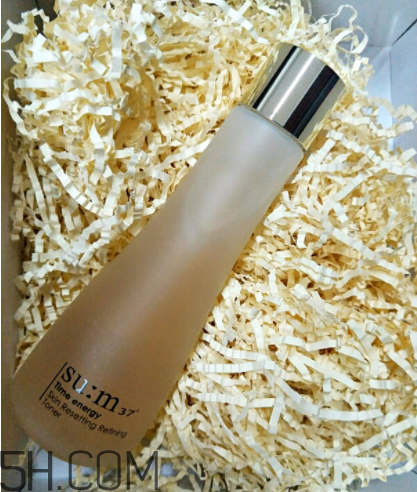 sum37修膚水是爽膚水嗎？功效是什么？