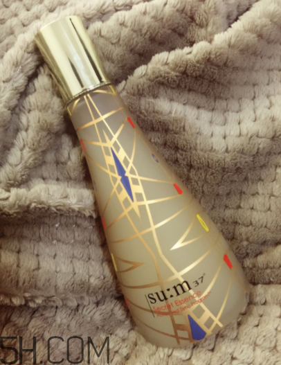 sum37魔法精華限量版與普通版有啥區(qū)別？哪個(gè)好？