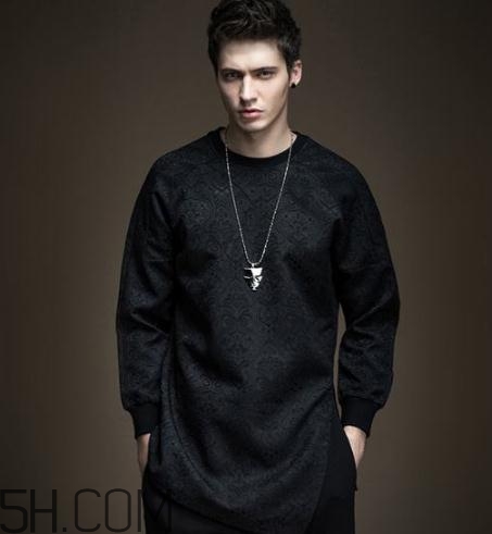 黑色衣服洗的發(fā)白怎么補救？黑色衣服發(fā)白了如何復原？