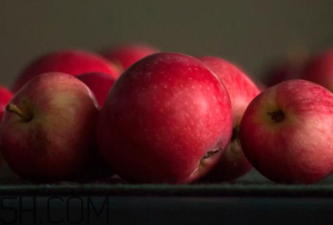 蘋果零下幾度會(huì)凍壞 零下多少度會(huì)凍壞蘋果 蘋果零下幾度會(huì)凍壞 零下多少度會(huì)凍壞蘋果
