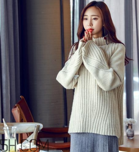 杏色和駝色哪個(gè)顯白？杏色和駝色哪個(gè)好看？