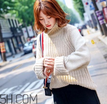 杏色和駝色哪個(gè)顯白？杏色和駝色哪個(gè)好看？