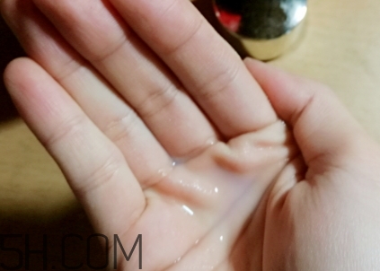 avenir艾文莉是什么牌子？高絲艾文莉和雪肌精哪個(gè)好？