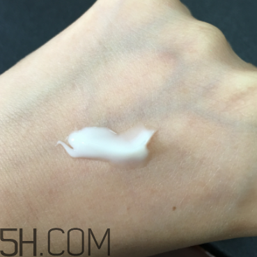 su:m37度呼吸面霜什么功效？適合什么年齡？